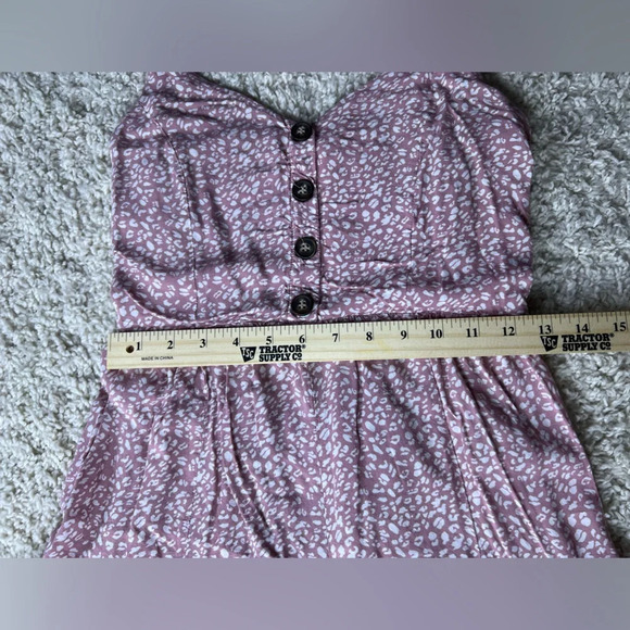 Size Small Pink Spaghetti Strap Pink Women's Romper - Picture 6 of 8